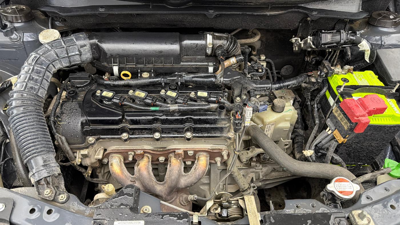 2019 Maruti Swift VXI AMT, Petrol, Automatic, 52,870 km, Engine View