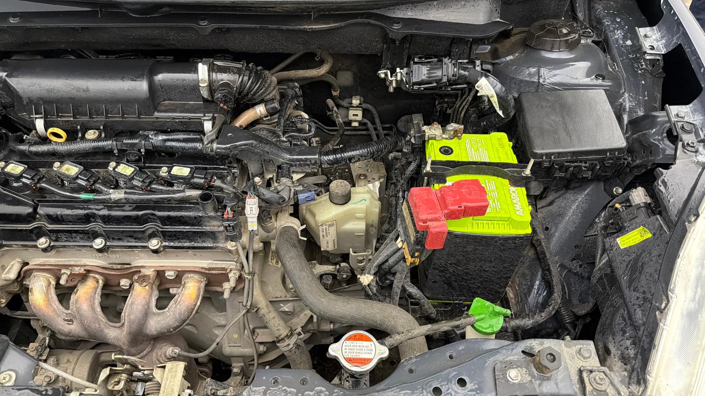 2019 Maruti Swift VXI AMT, Petrol, Automatic, 52,870 km, Engine View - Left