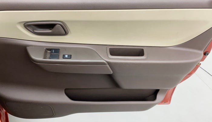 2011 Maruti Zen Estilo LXI, Petrol, Manual, 44,937 km, Driver Side Door Panels Control