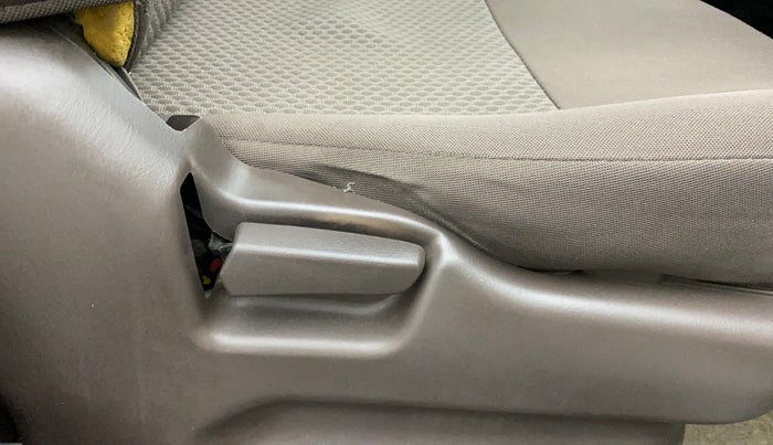 2011 Maruti Zen Estilo LXI, Petrol, Manual, 44,937 km, Driver Side Adjustment Panel