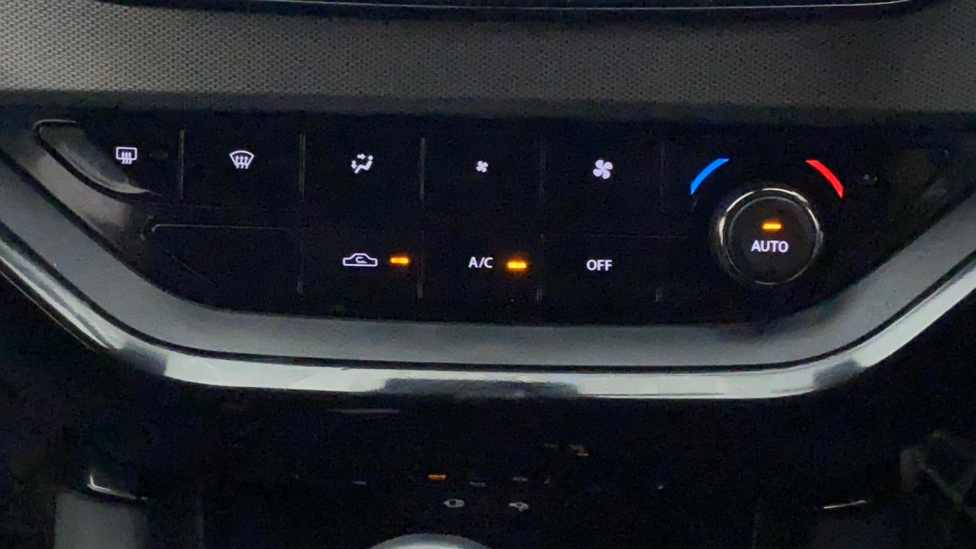 2022 Tata Safari XZA PLUS DARK EDITION, Diesel, Automatic, 4,090 km, Automatic Climate Control