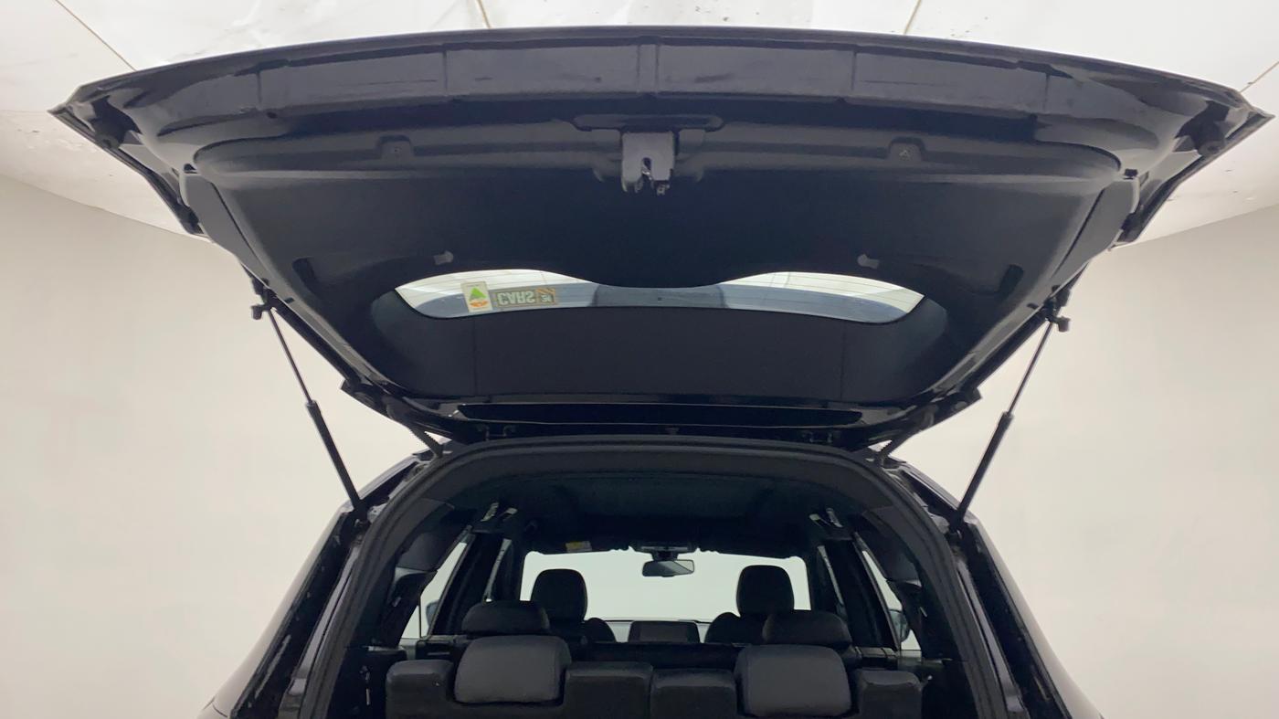 2022 Tata Safari XZA PLUS DARK EDITION, Diesel, Automatic, 4,090 km, Boot Door Open