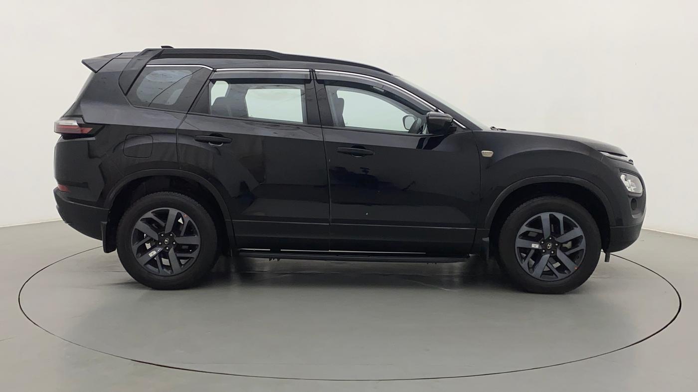 2022 Tata Safari XZA PLUS DARK EDITION, Diesel, Automatic, 4,090 km, Right Side