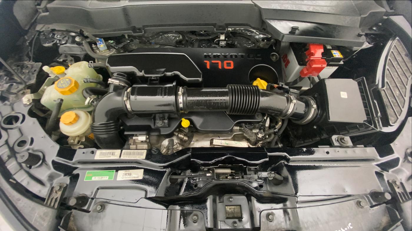 2022 Tata Safari XZA PLUS DARK EDITION, Diesel, Automatic, 4,090 km, Open Bonet