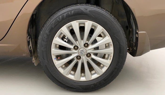 2015 Maruti Ciaz ZXI, Petrol, Manual, 53,491 km, Left Rear Wheel