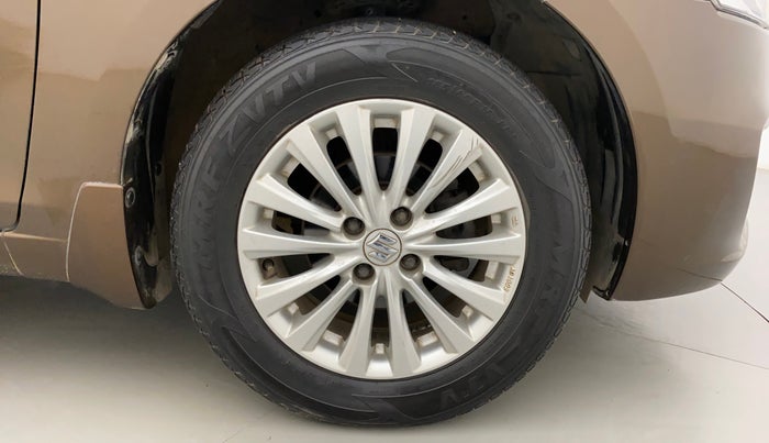 2015 Maruti Ciaz ZXI, Petrol, Manual, 53,491 km, Right Front Wheel