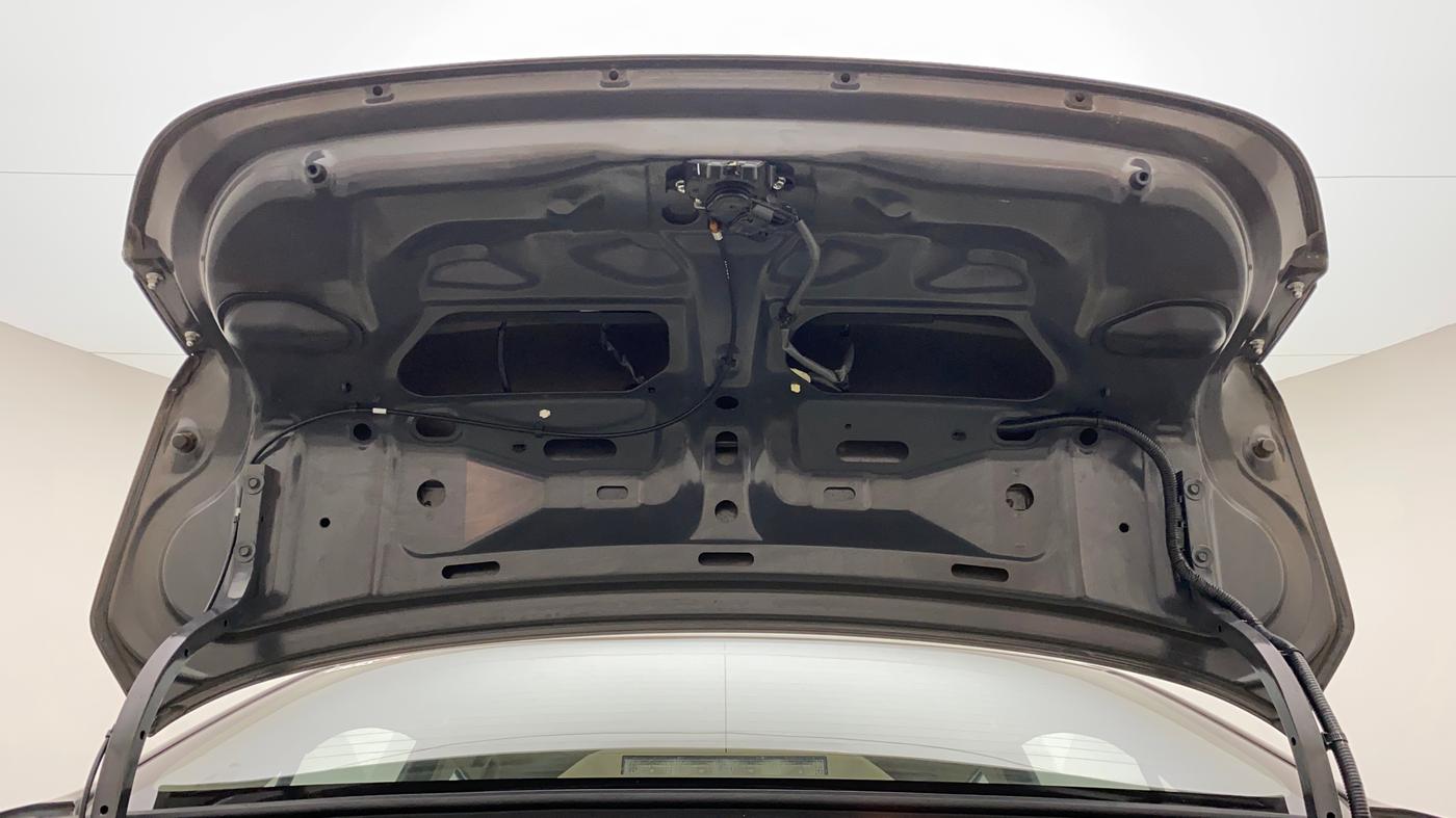 2015 Maruti Ciaz ZXI, Petrol, Manual, 53,491 km, Boot Door Open