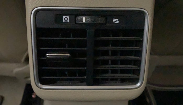 2015 Maruti Ciaz ZXI, Petrol, Manual, 53,491 km, Rear AC Vents