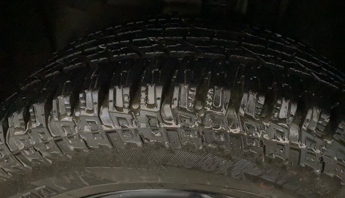 2018 Jeep Compass SPORT 1.4 PETROL, Petrol, Manual, 14,820 km, Left Front Tyre Tread