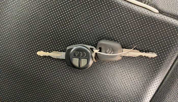 2020 Maruti S PRESSO VXI PLUS AMT, Petrol, Automatic, 28,539 km, Key Close Up