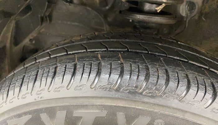 2020 Maruti S PRESSO VXI PLUS AMT, Petrol, Automatic, 28,539 km, Left Front Tyre Tread