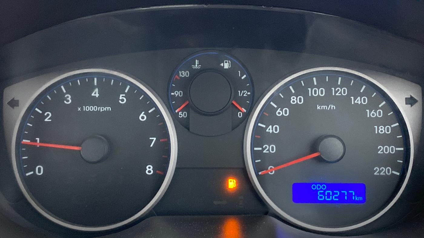 2013 Hyundai i20 MAGNA O 1.2, Petrol, Manual, 60,357 km, Odometer Image