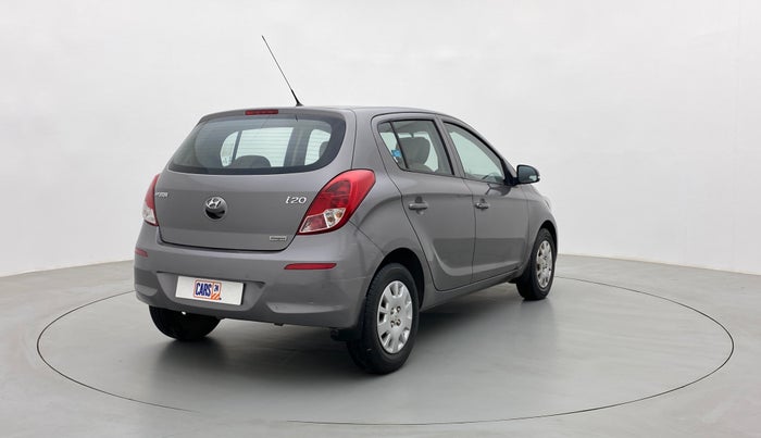 2013 Hyundai i20 MAGNA O 1.2, Petrol, Manual, 60,357 km, Right Back Diagonal