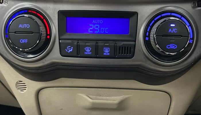 2013 Hyundai i20 MAGNA O 1.2, Petrol, Manual, 60,357 km, Automatic Climate Control