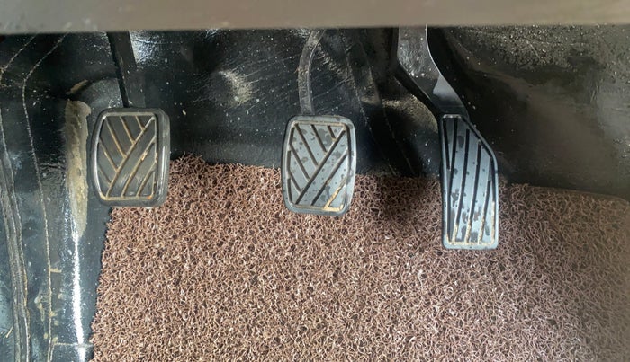 2021 Maruti Vitara Brezza VXI, CNG, Manual, 70,231 km, Pedals