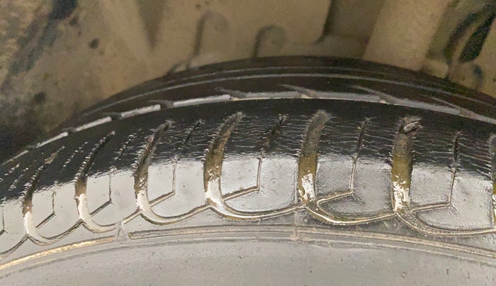 2016 Ford Ecosport TREND 1.5L PETROL, Petrol, Manual, 29,429 km, Left Front Tyre Tread