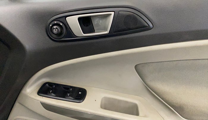 2016 Ford Ecosport TITANIUM 1.5L PETROL AT, Petrol, Automatic, 64,364 km, Driver Side Door Panels Control