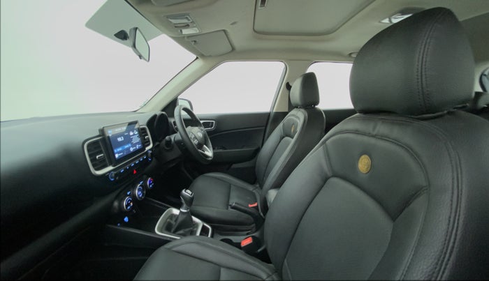 2020 Hyundai VENUE 1.0L Turbo GDI SX MT, Petrol, Manual, 17,466 km, Right Side Front Door Cabin