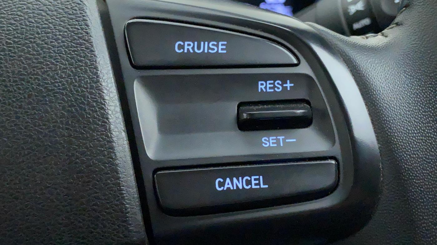 2020 Hyundai VENUE 1.0L Turbo GDI SX MT, Petrol, Manual, 17,466 km, Adaptive Cruise Control