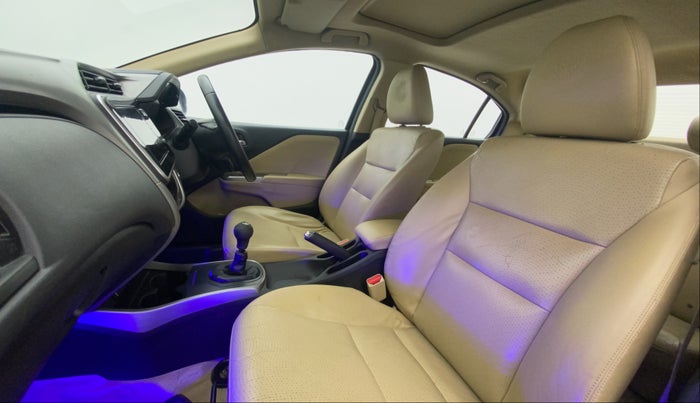 2018 Honda City 1.5L I-DTEC ZX, Diesel, Manual, 1,15,981 km, Right Side Front Door Cabin