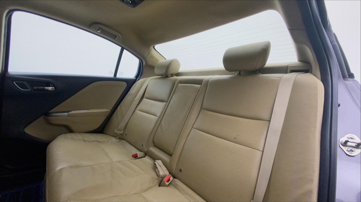 2018 Honda City 1.5L I-DTEC ZX, Diesel, Manual, 1,15,981 km, Right Side Rear Door Cabin