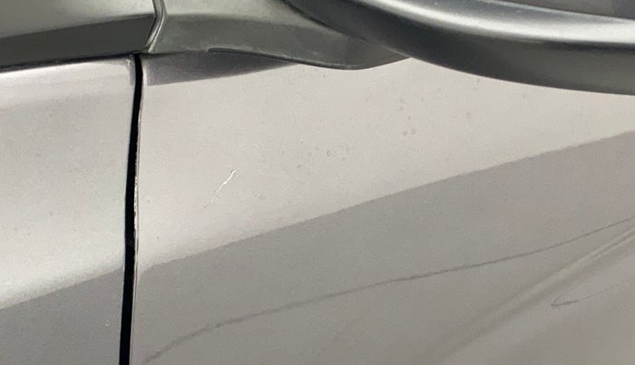 2018 Honda City 1.5L I-DTEC ZX, Diesel, Manual, 1,15,981 km, Front passenger door - Minor scratches