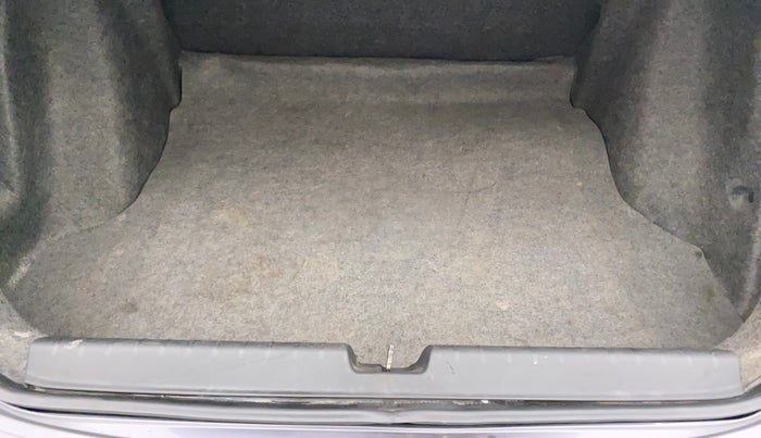 2018 Honda City 1.5L I-DTEC ZX, Diesel, Manual, 1,15,981 km, Boot Inside