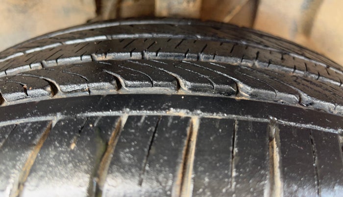 2021 Tata ALTROZ XZ PETROL, Petrol, Manual, 39,931 km, Left Front Tyre Tread