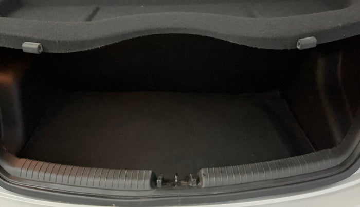 2014 Hyundai Grand i10 MAGNA 1.2 KAPPA VTVT, Petrol, Manual, 68,963 km, Boot Inside
