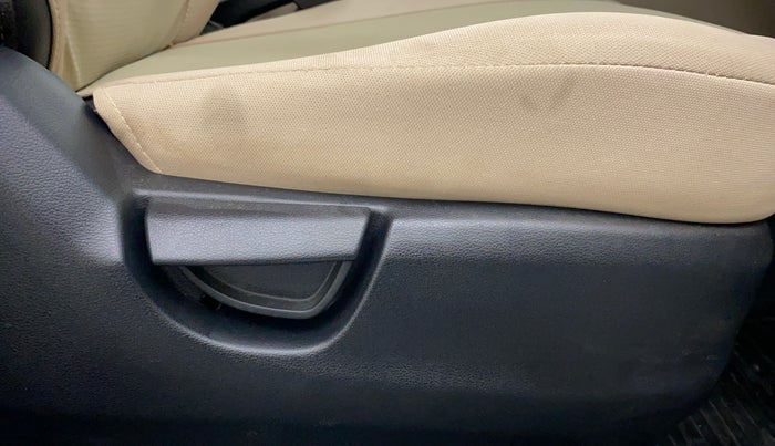 2019 Hyundai NEW SANTRO 1.1 SPORTS AMT, Petrol, Automatic, Driver Side Adjustment Panel