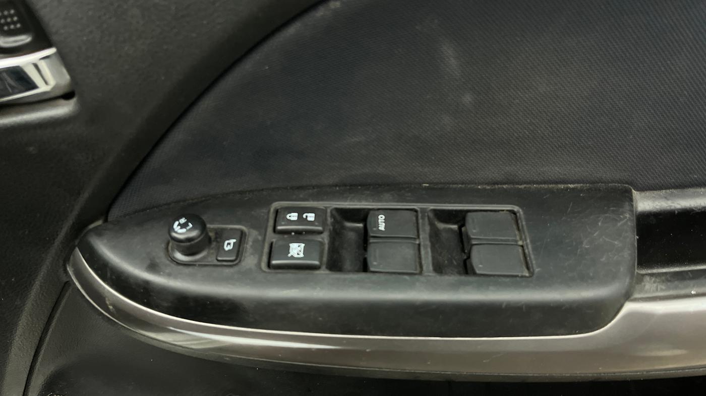 2021 Toyota Glanza G, Petrol, Manual, 99,637 km, Driver Side Door Panels Control