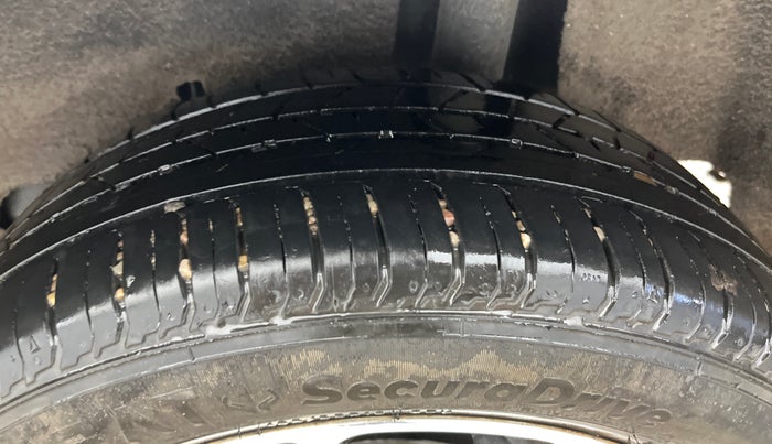 2021 Toyota Glanza G, Petrol, Manual, 99,637 km, Left Rear Tyre Tread