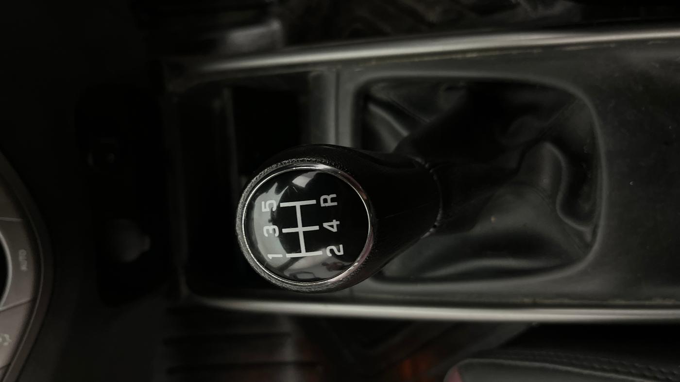 2021 Toyota Glanza G, Petrol, Manual, 99,637 km, Gear Lever