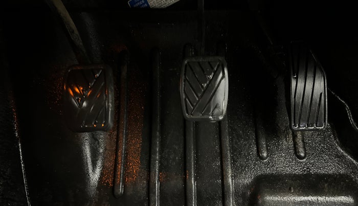 2021 Toyota Glanza G, Petrol, Manual, 99,637 km, Pedals