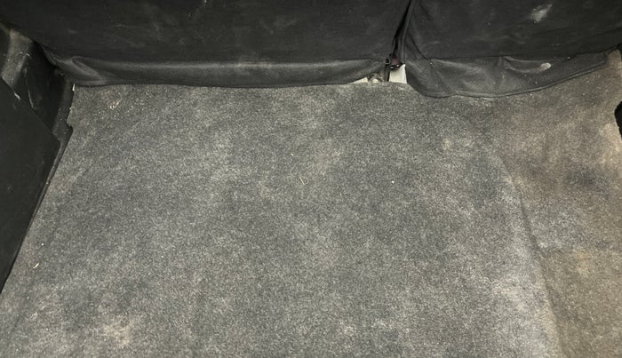 2021 Toyota Glanza G, Petrol, Manual, 99,637 km, Boot Inside