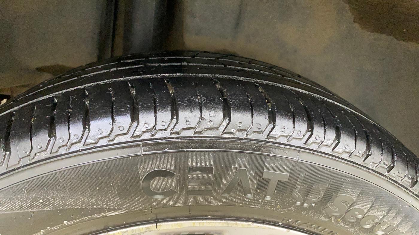 2017 Maruti Ciaz ALPHA  AT 1.4  PETROL, Petrol, Automatic, 79,102 km, Right Rear Tyre Tread