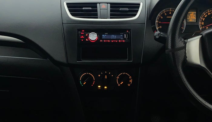 2013 Maruti Swift VXI, Petrol, Manual, 41,625 km, Air Conditioner
