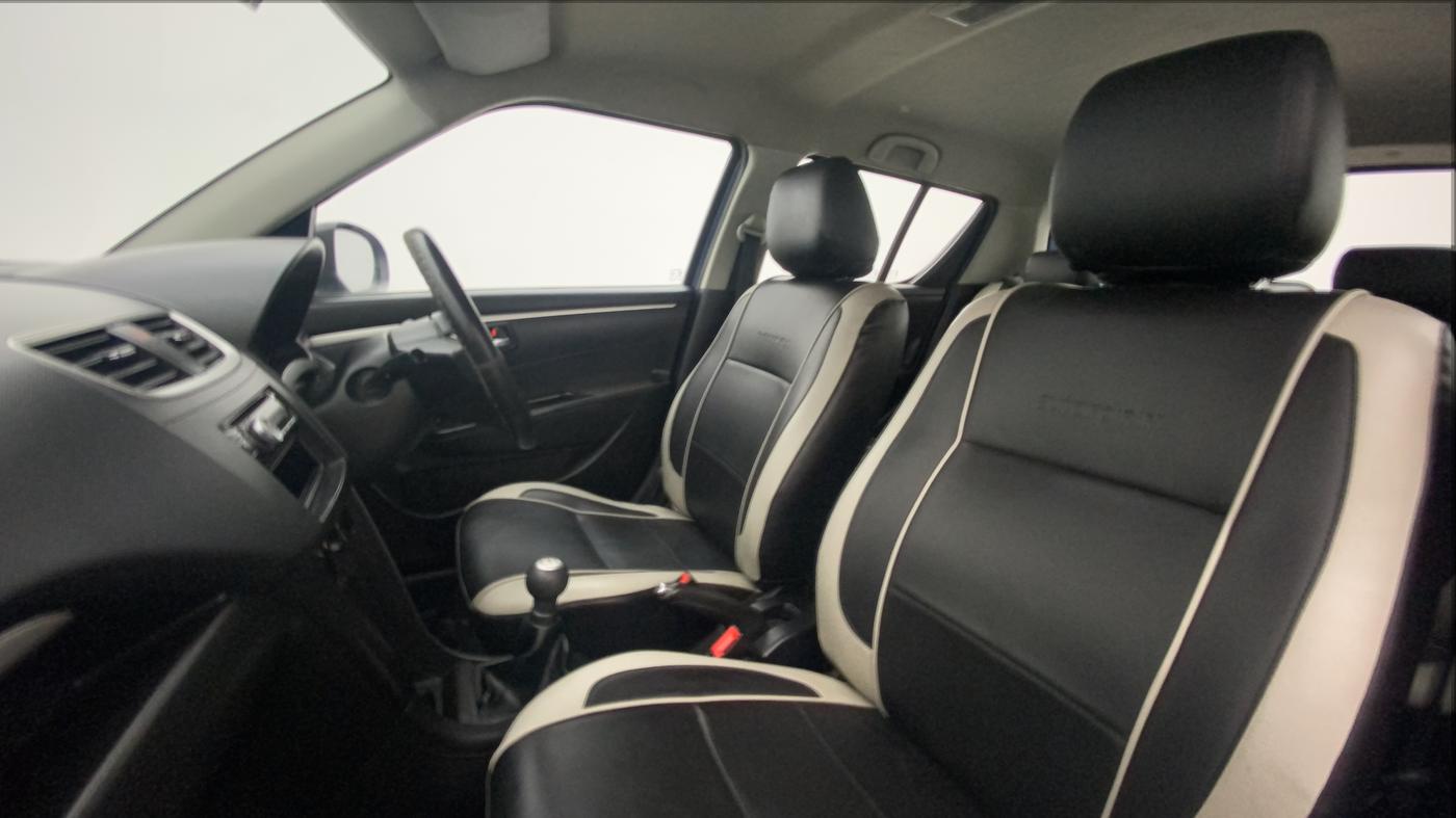2013 Maruti Swift VXI, Petrol, Manual, 41,625 km, Right Side Front Door Cabin