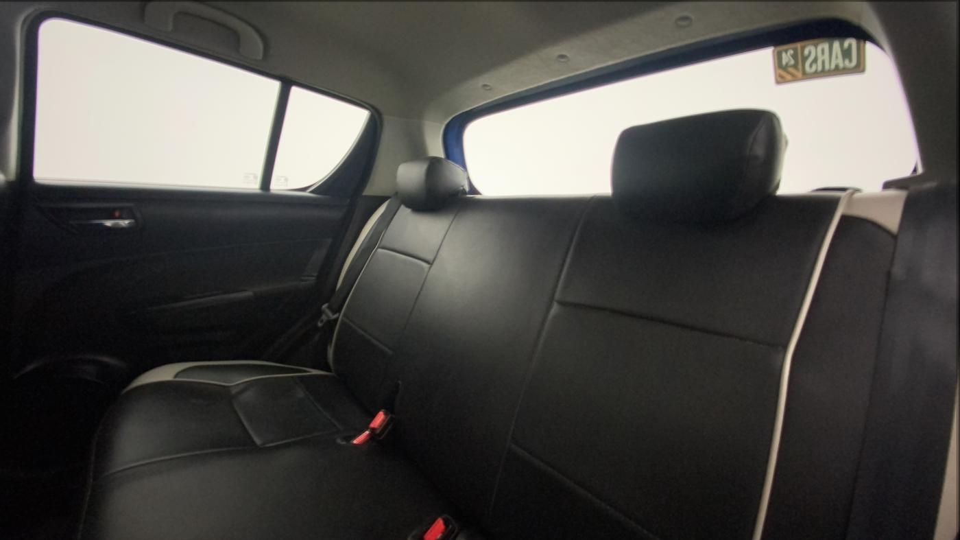 2013 Maruti Swift VXI, Petrol, Manual, 41,625 km, Right Side Rear Door Cabin