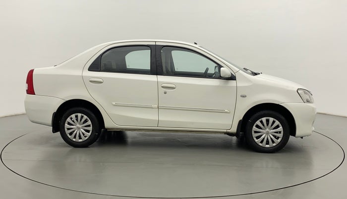 2013 Toyota Etios G, Petrol, Manual, 99,746 km, Right Side View