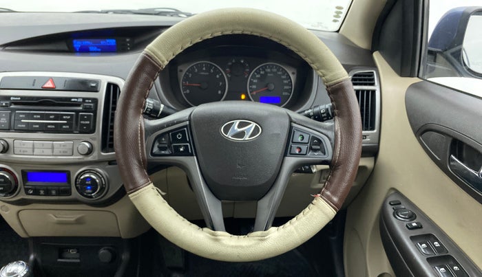 2014 Hyundai i20 SPORTZ 1.2, Petrol, Manual, 61,461 km, Steering Wheel Close Up