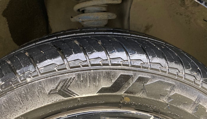 2017 Maruti IGNIS ZETA 1.2 AMT, Petrol, Automatic, 75,813 km, Right Front Tyre Tread