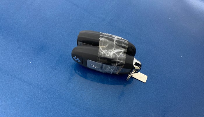 2017 Maruti IGNIS ZETA 1.2 AMT, Petrol, Automatic, 75,813 km, Key Close Up