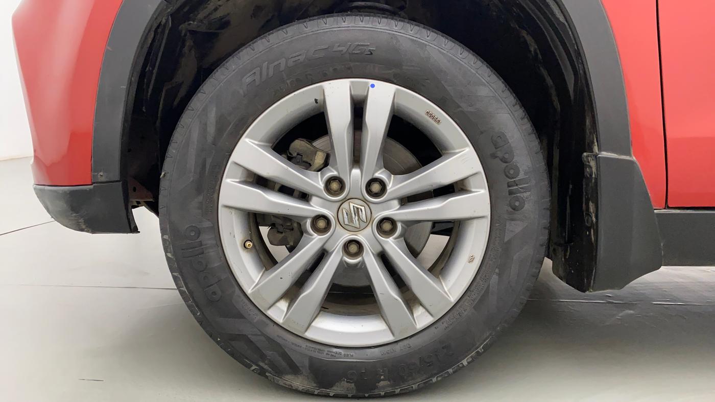 2017 Maruti Vitara Brezza ZDI, Diesel, Manual, 74,188 km, Left Front Wheel