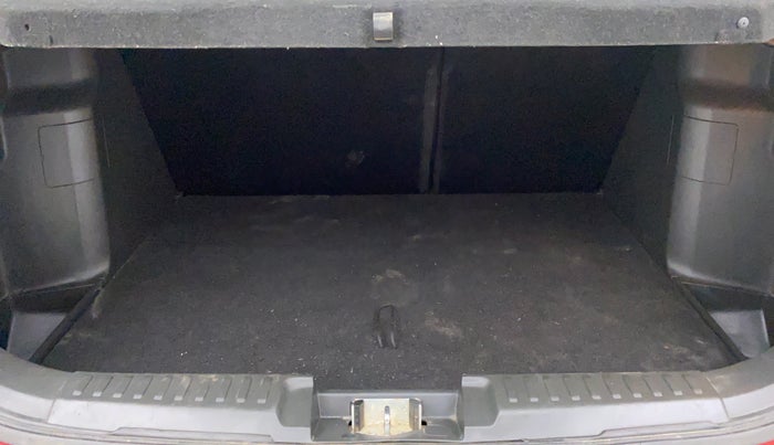 2017 Maruti Vitara Brezza ZDI, Diesel, Manual, 74,188 km, Boot Inside