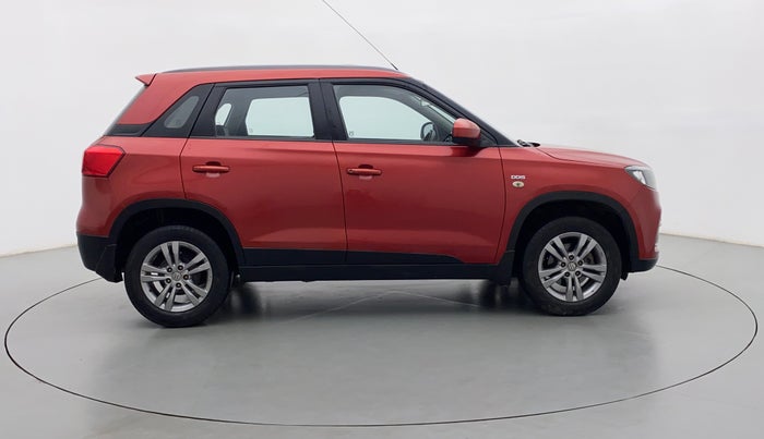 2017 Maruti Vitara Brezza ZDI, Diesel, Manual, 74,188 km, Right Side