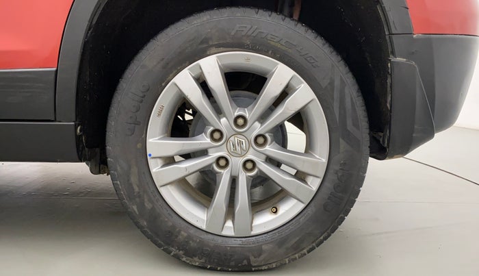 2017 Maruti Vitara Brezza ZDI, Diesel, Manual, 74,188 km, Left Rear Wheel