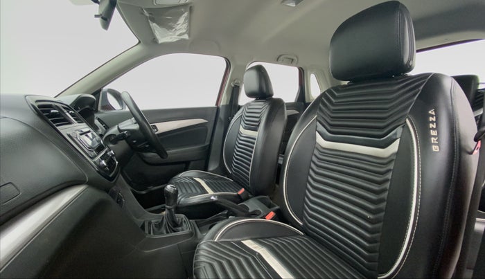 2017 Maruti Vitara Brezza ZDI, Diesel, Manual, 74,188 km, Right Side Front Door Cabin
