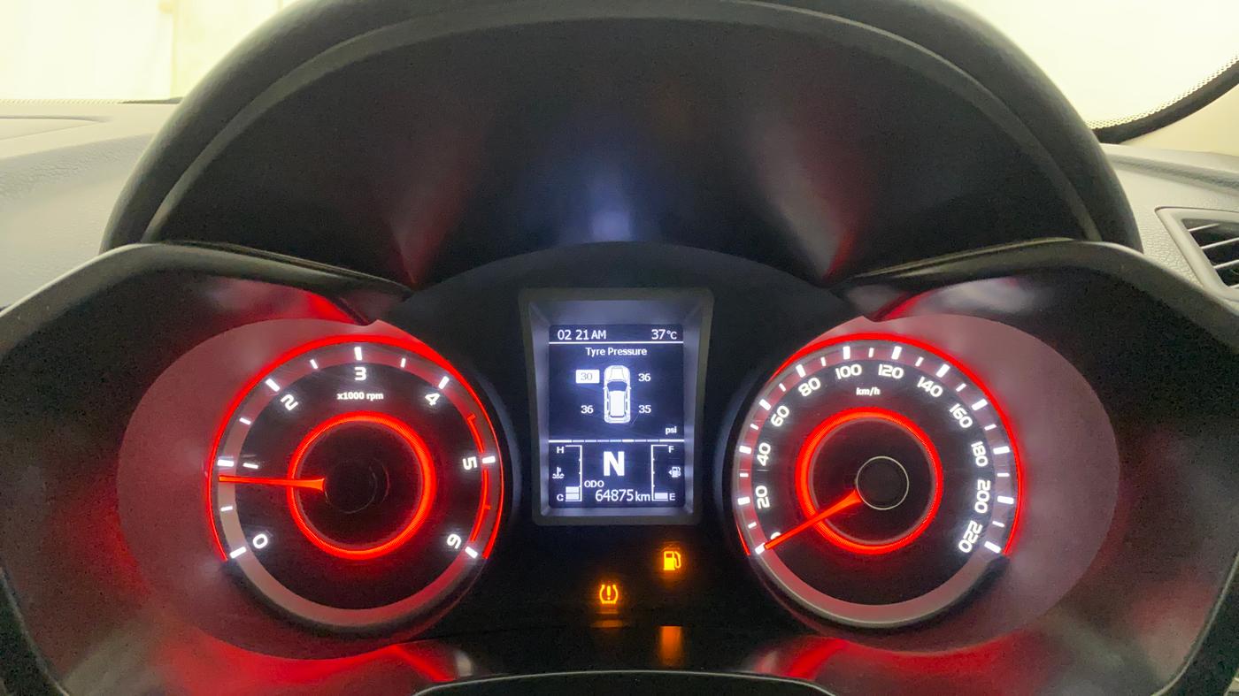 2022 Mahindra XUV300 W8 (O) 1.5 DIESEL AMT, Diesel, Automatic, 64,873 km, Odometer Image