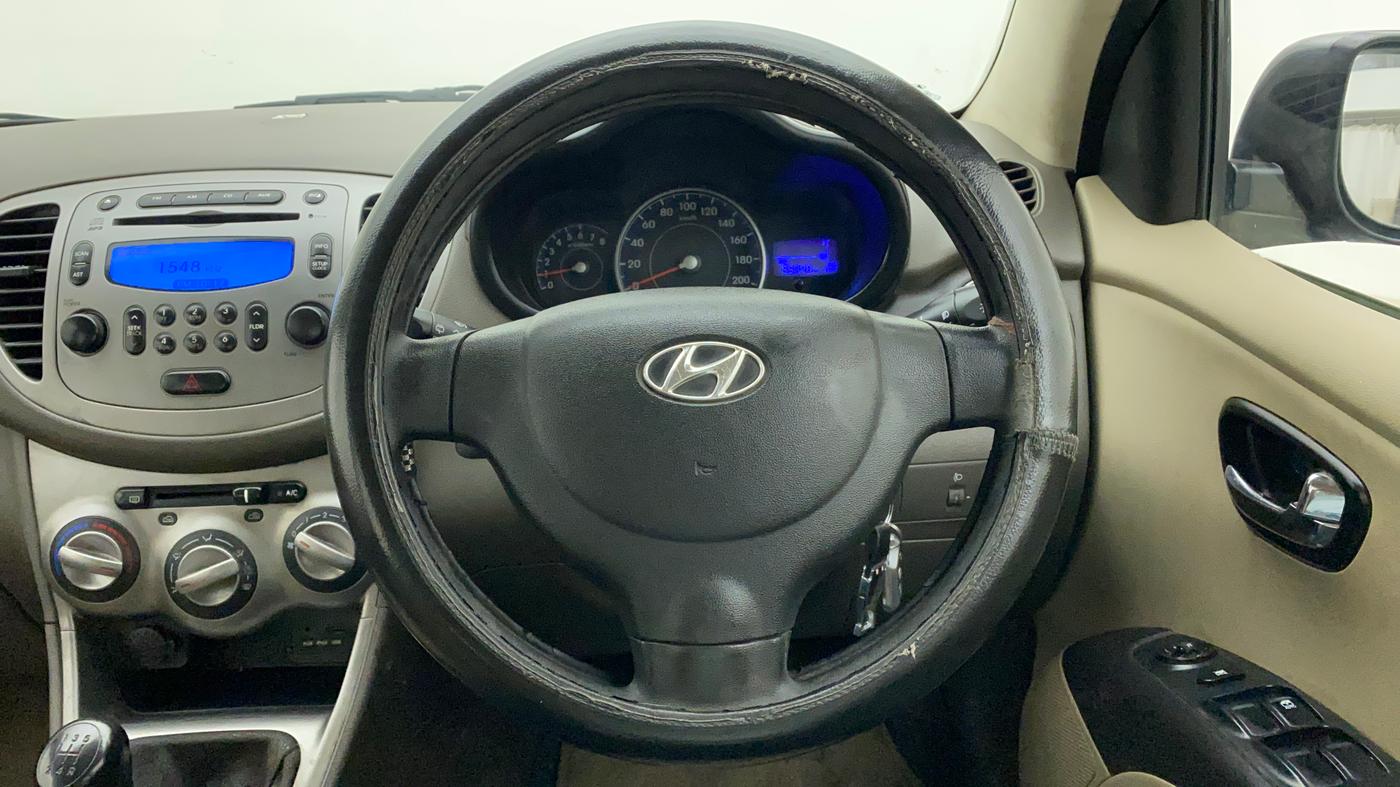 2013 Hyundai i10 SPORTZ 1.2, Petrol, Manual, 65,840 km, Steering Wheel Close Up